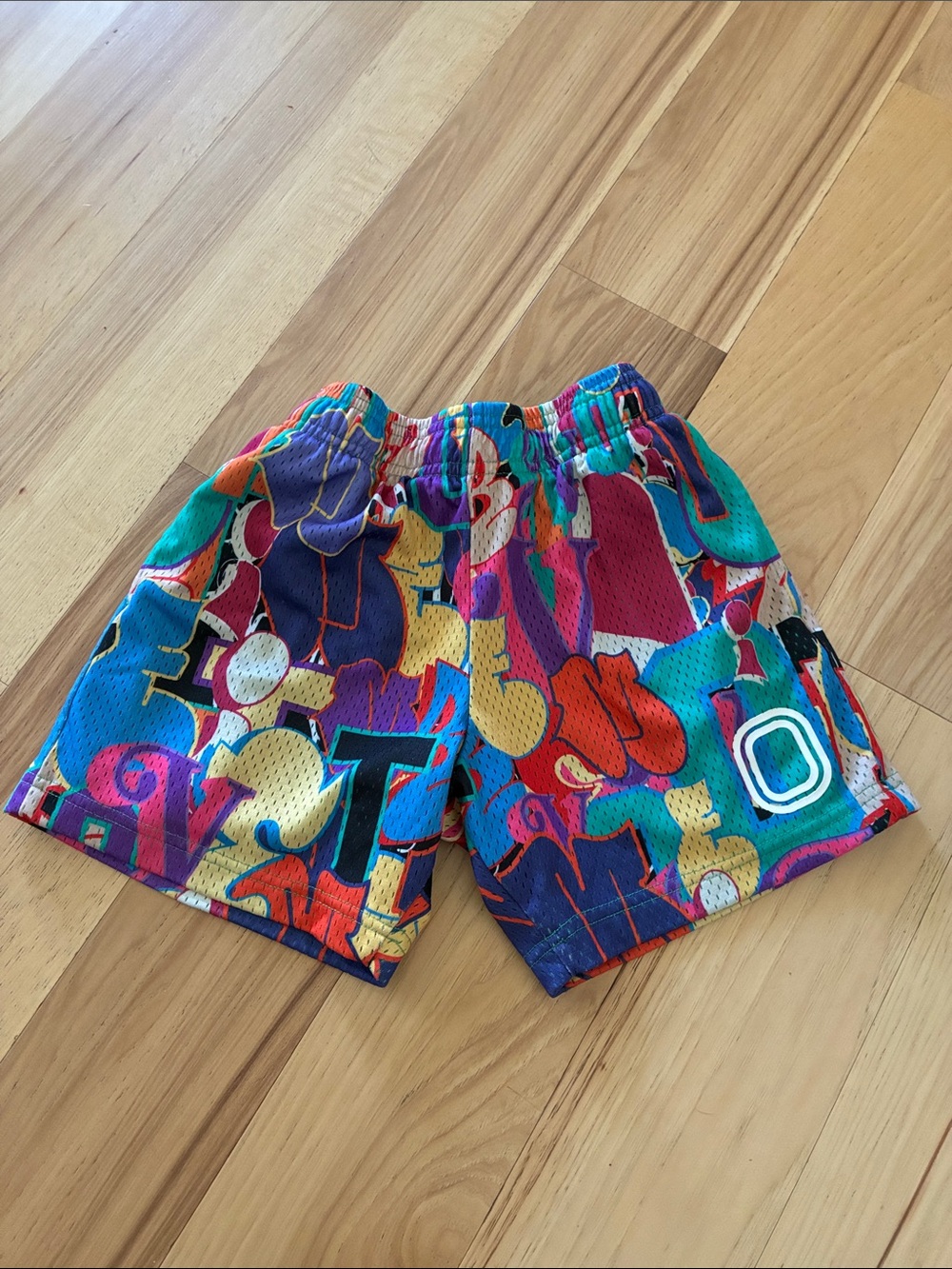 Overtime youth medium shorts